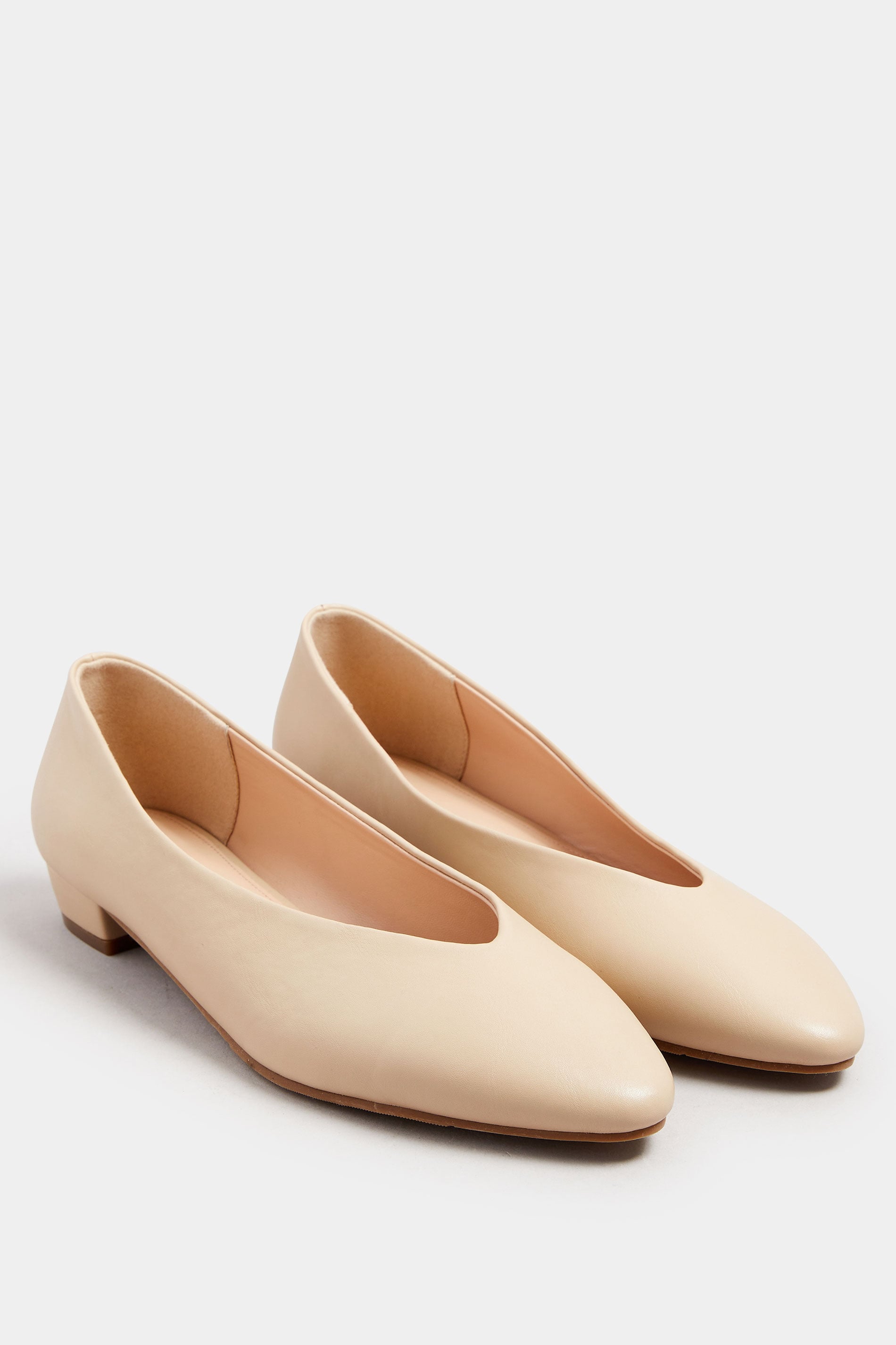 LTS Stone Brown Pointed Court Block Heel In Standard Fit | Long Tall Sally 3