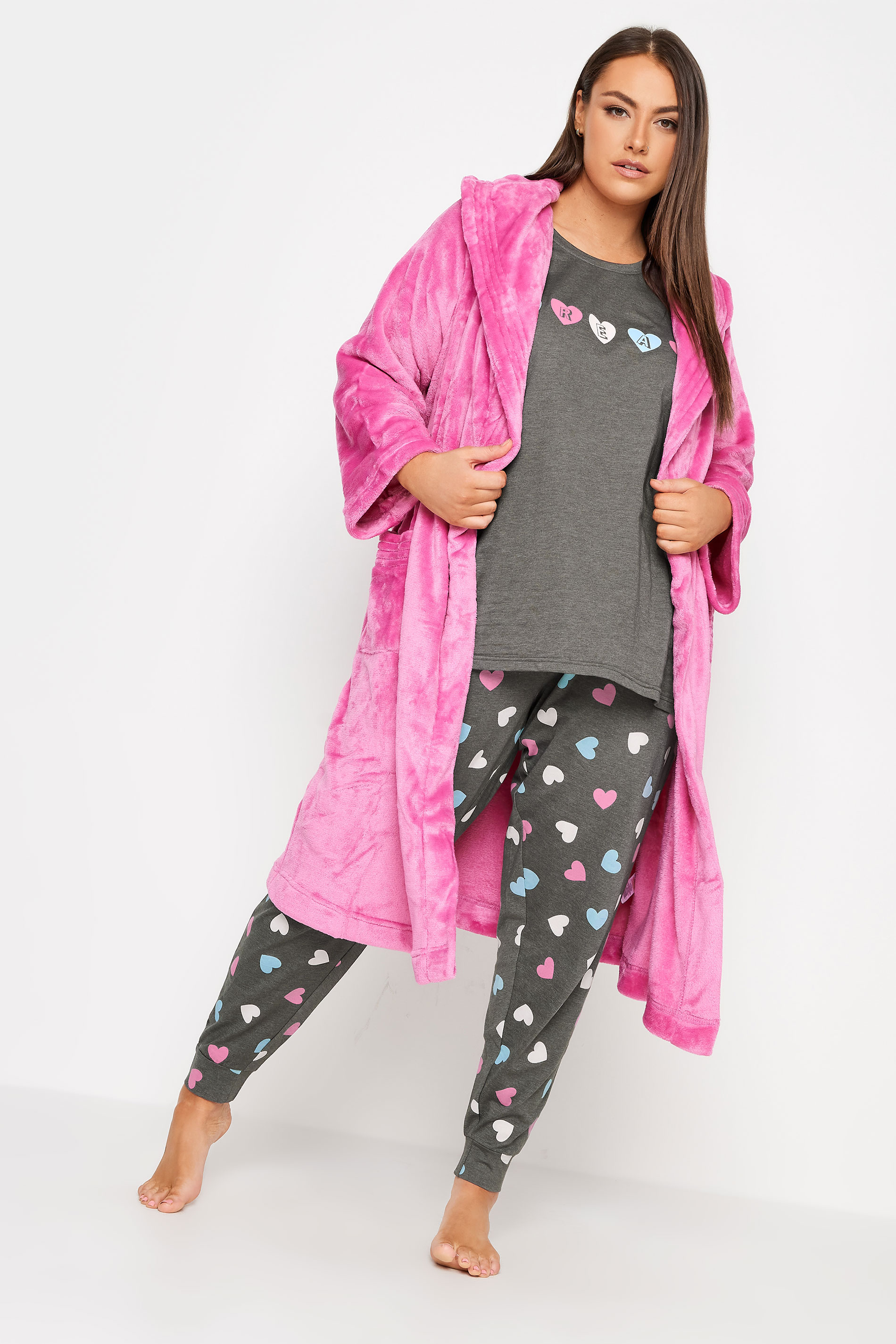 YOURS Plus Size Grey 'Dream' Slogan Heart Print Pyjama Set | Yours Clothing 3