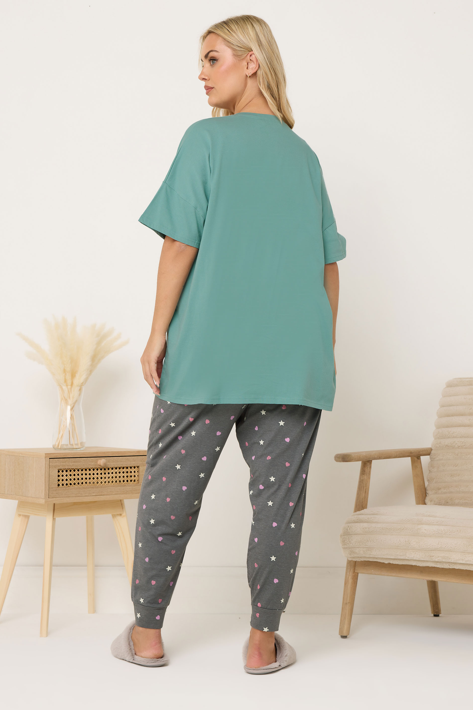 YOURS Plus Size Green 'Lets Avo A Duvet Day' Cuffed Pyjama Set | Yours Clothing 2