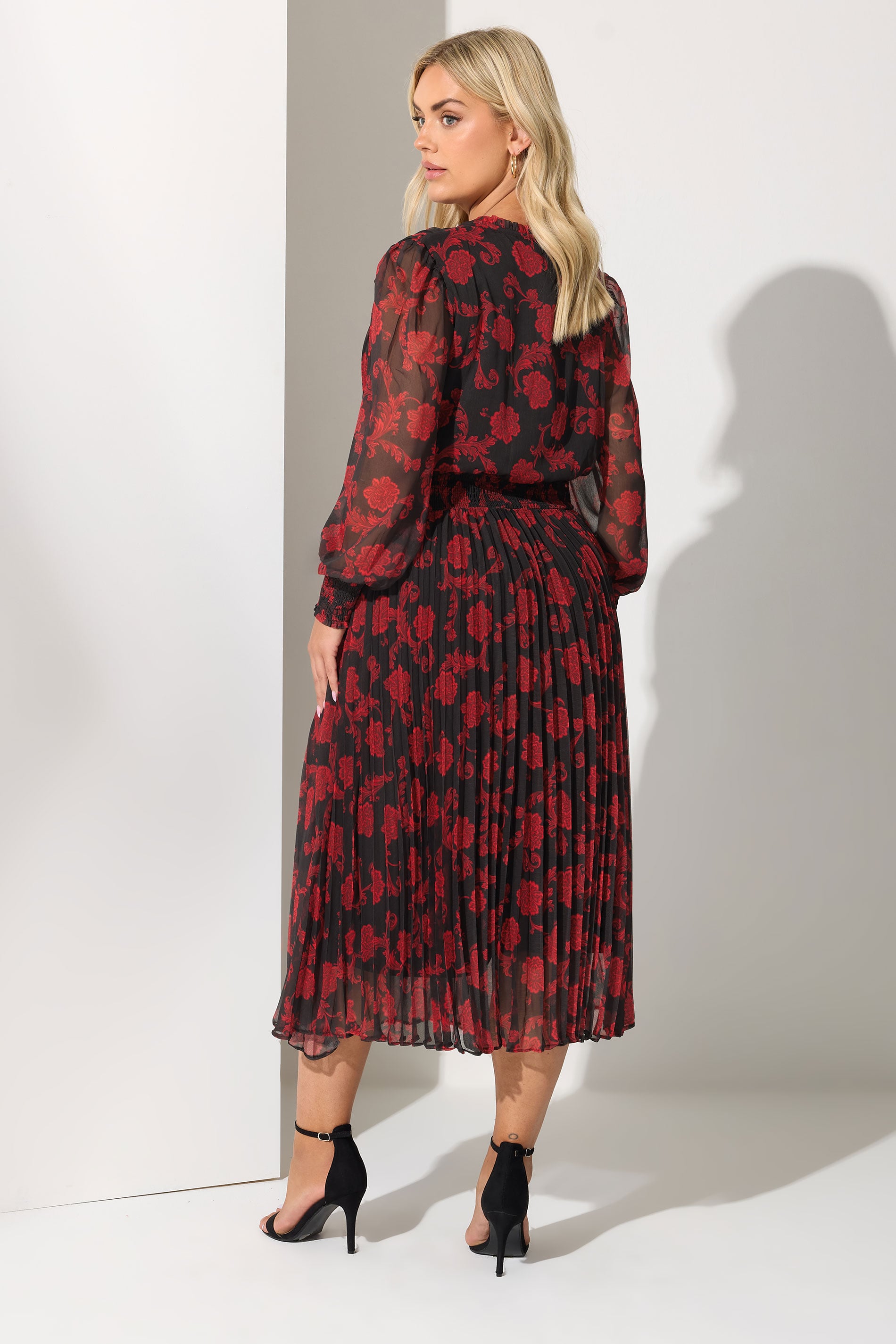 YOURS LONDON Plus Size Black Floral Pleated Shirt Dress | Yours Clothing 2