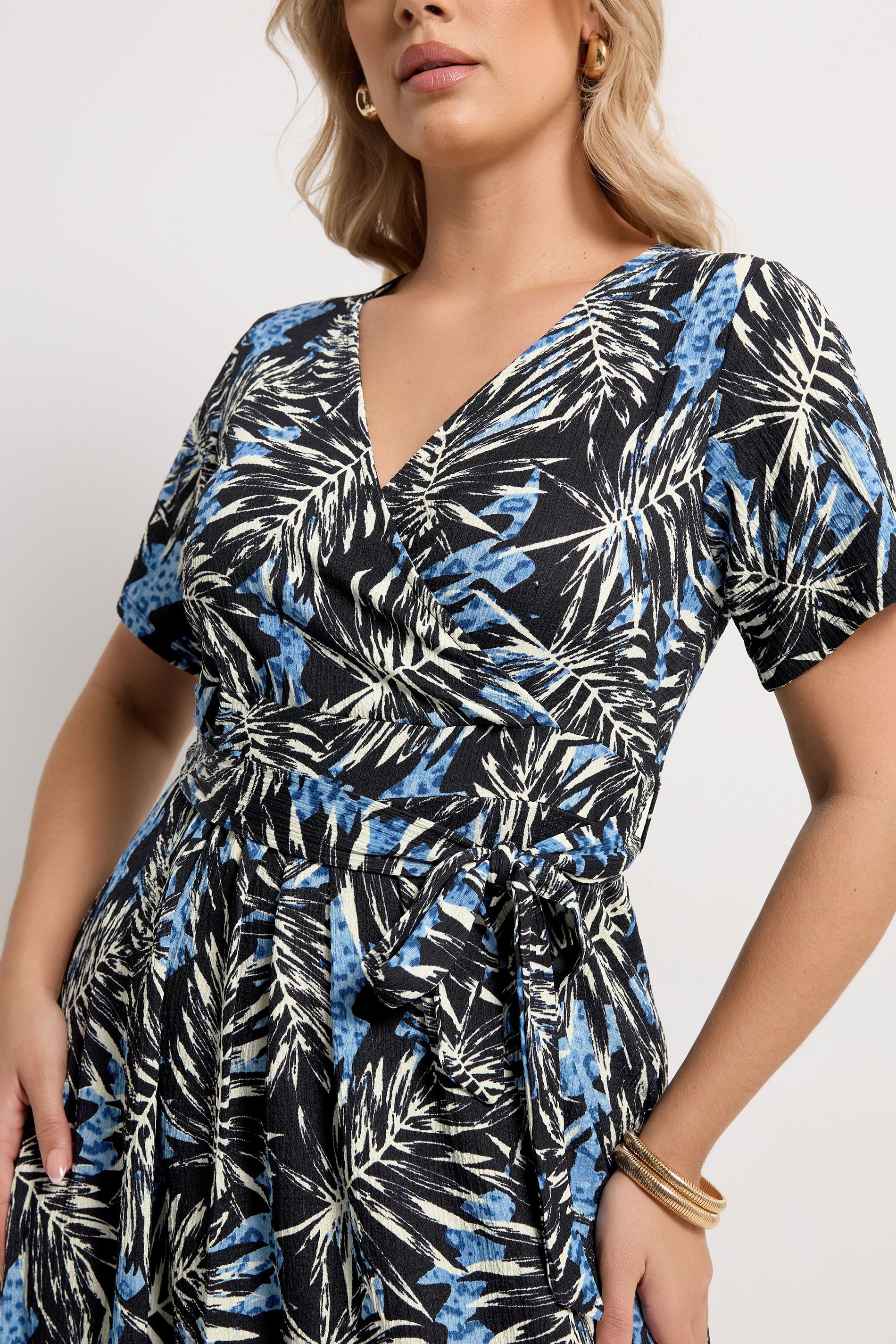 YOURS Plus Size Black Leaf Maxi Wrap Dress | Yours Clothing 4