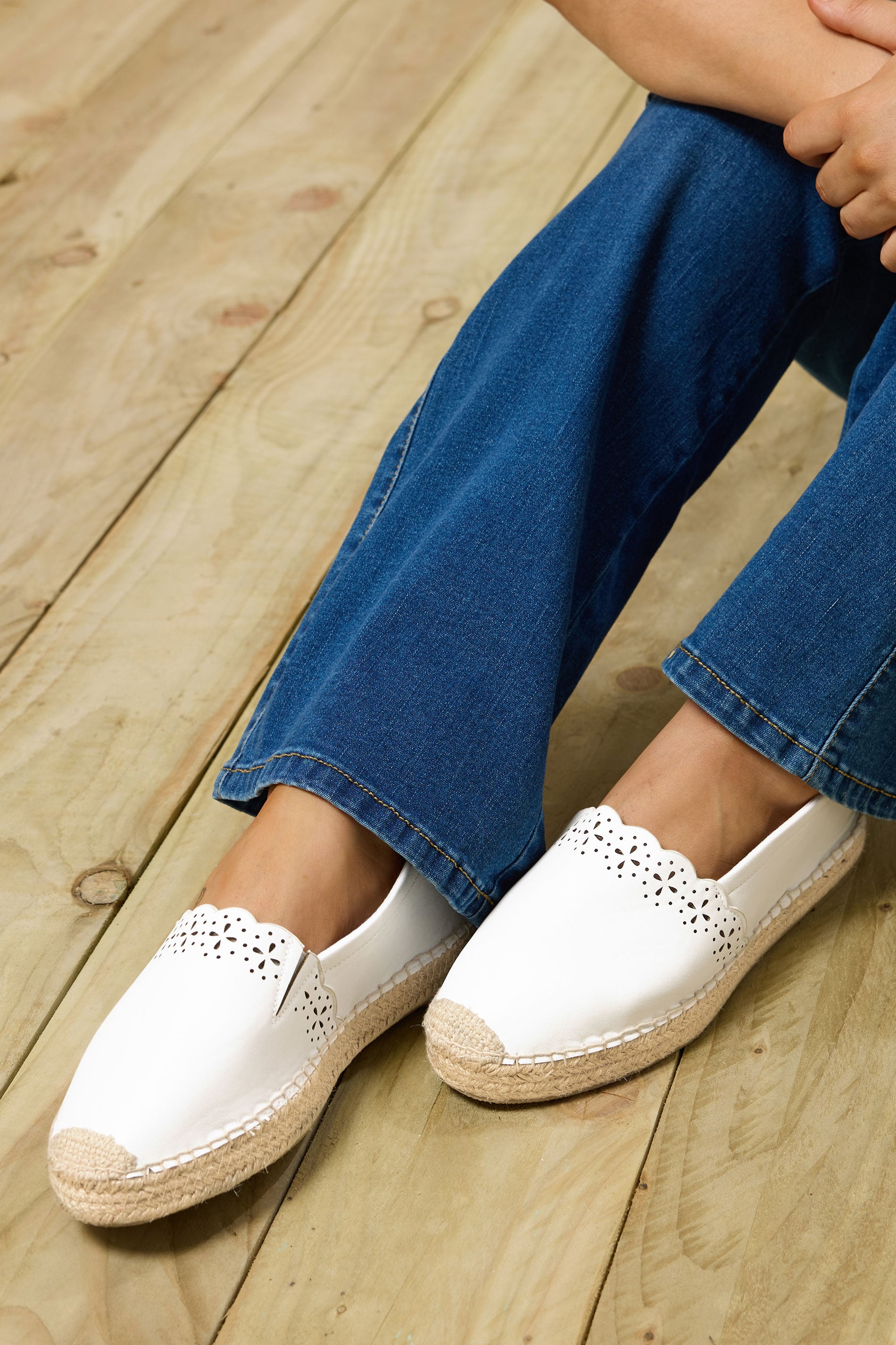 WIDE FIT Laser Cut Espadrille - white 1