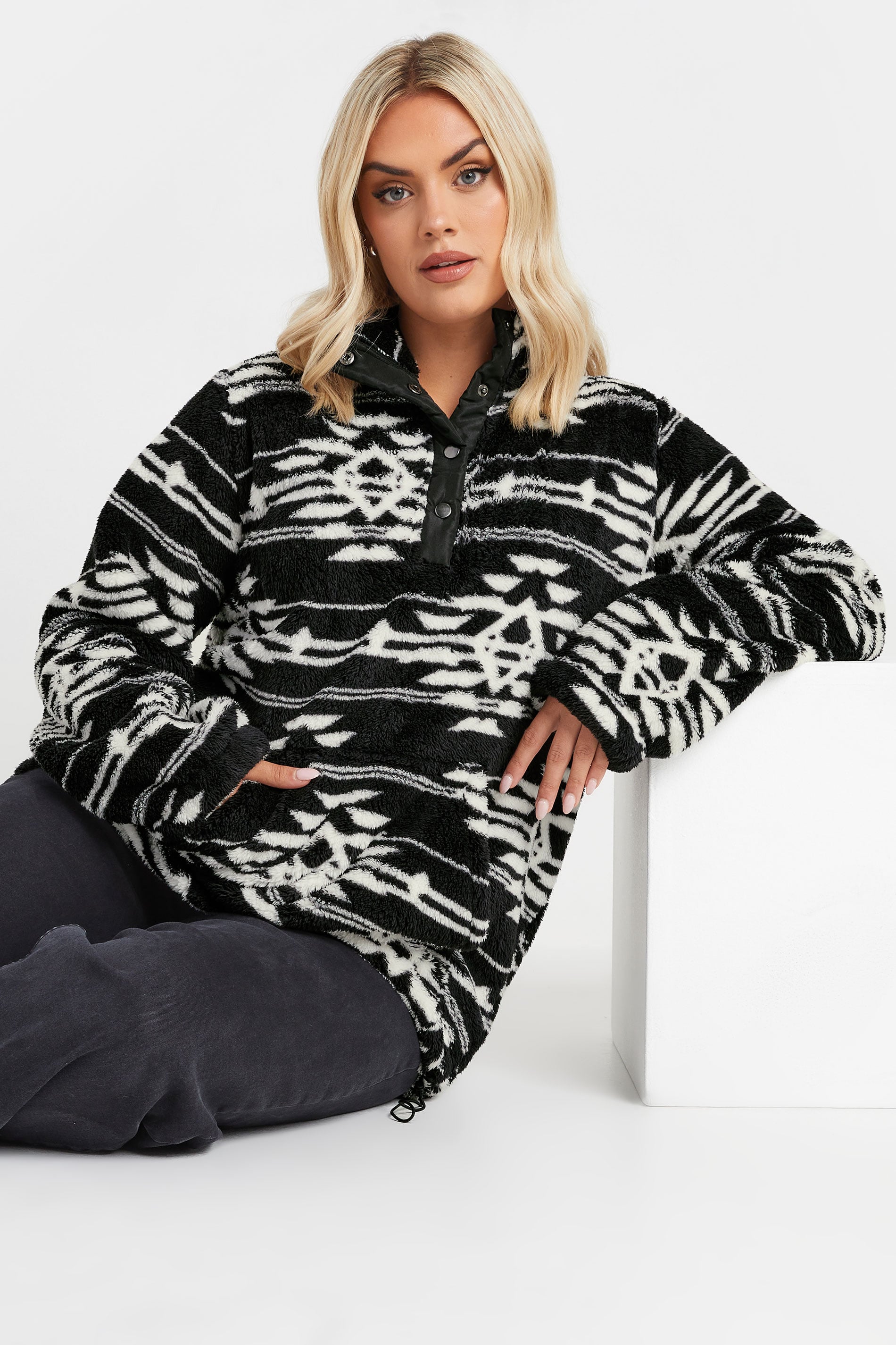 YOURS Plus Size Black & White Aztec Print Fleece | Yours Clothing  3