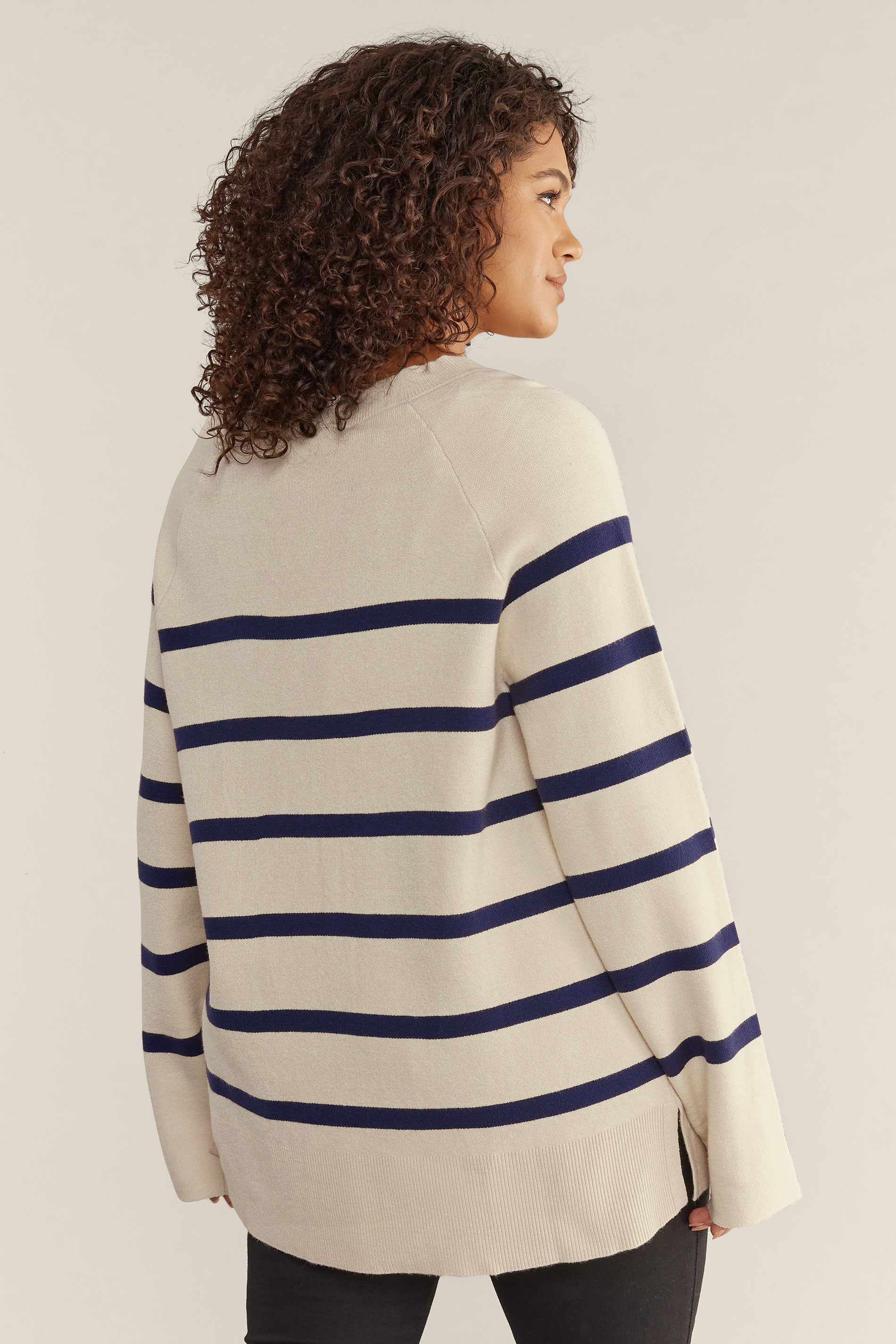 EVANS Plus Size Ivory White & Blue Striped Knitted Jumper | Evans 2