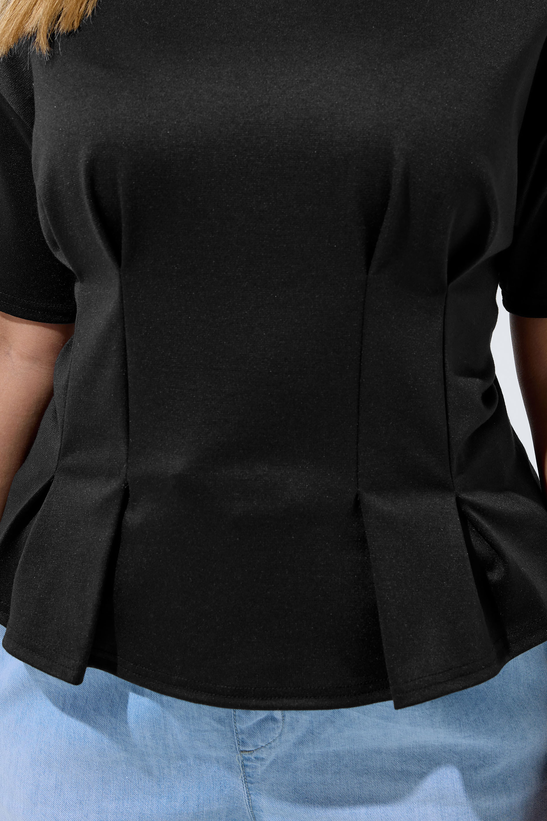 LIMITED COLLECTION Plus Size Black Cinched Waist T-Shirt | Yours Clothing 4