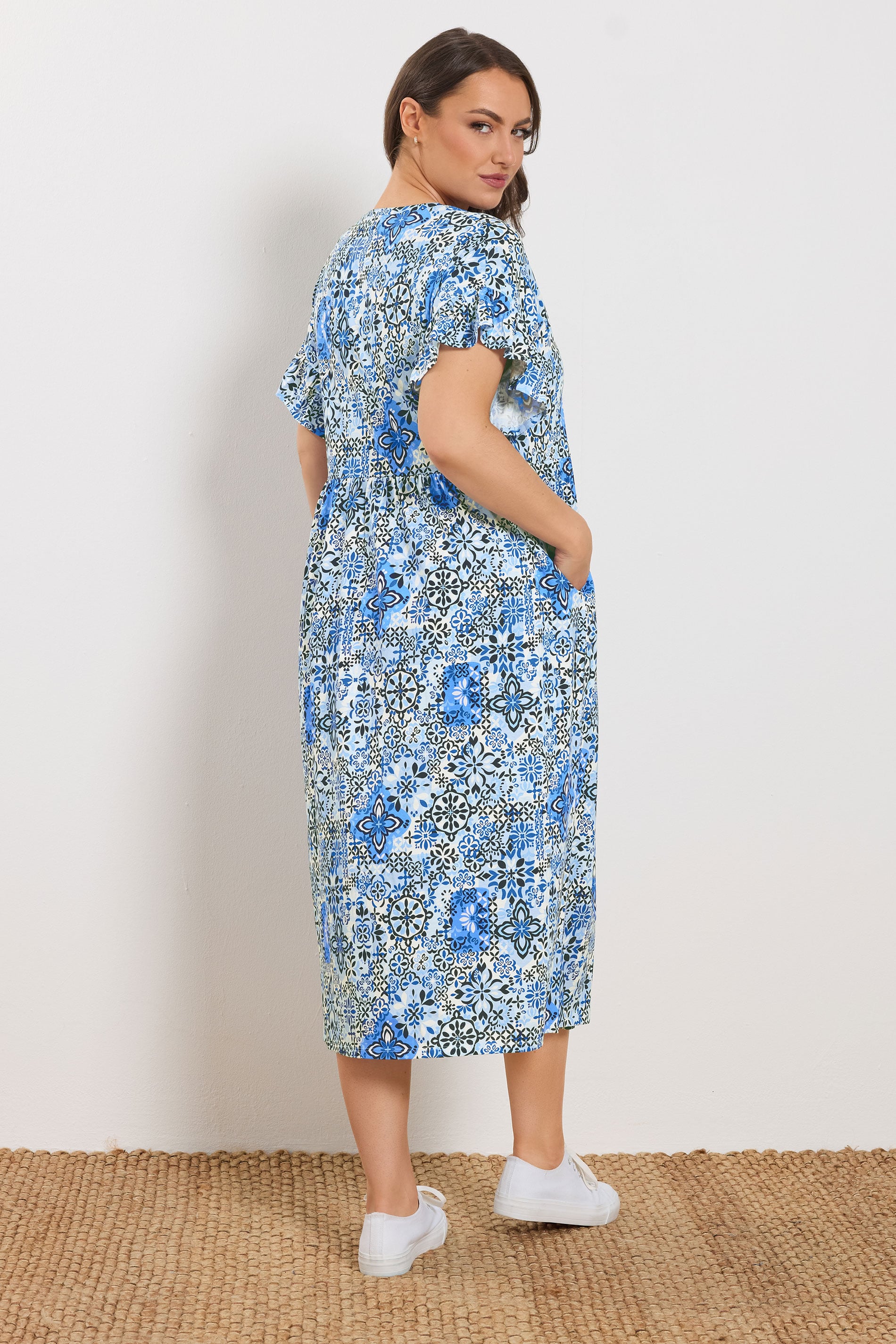YOURS Plus Size Blue Abstract Mosaic Print Midi Dress | Yours Clothing 2