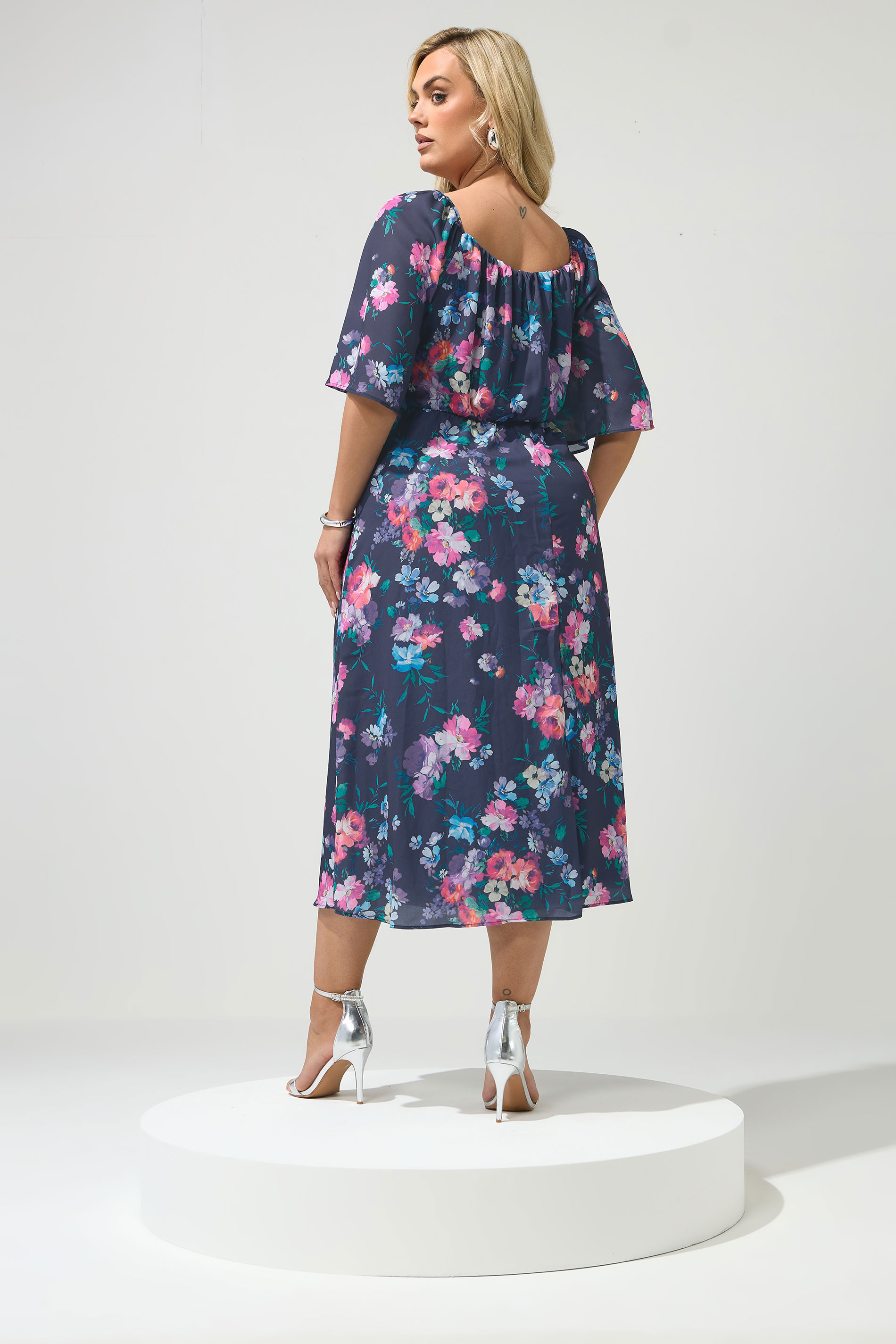 YOURS LONDON Plus Size Navy Blue Floral Midaxi Dress | Yours Clothing 2