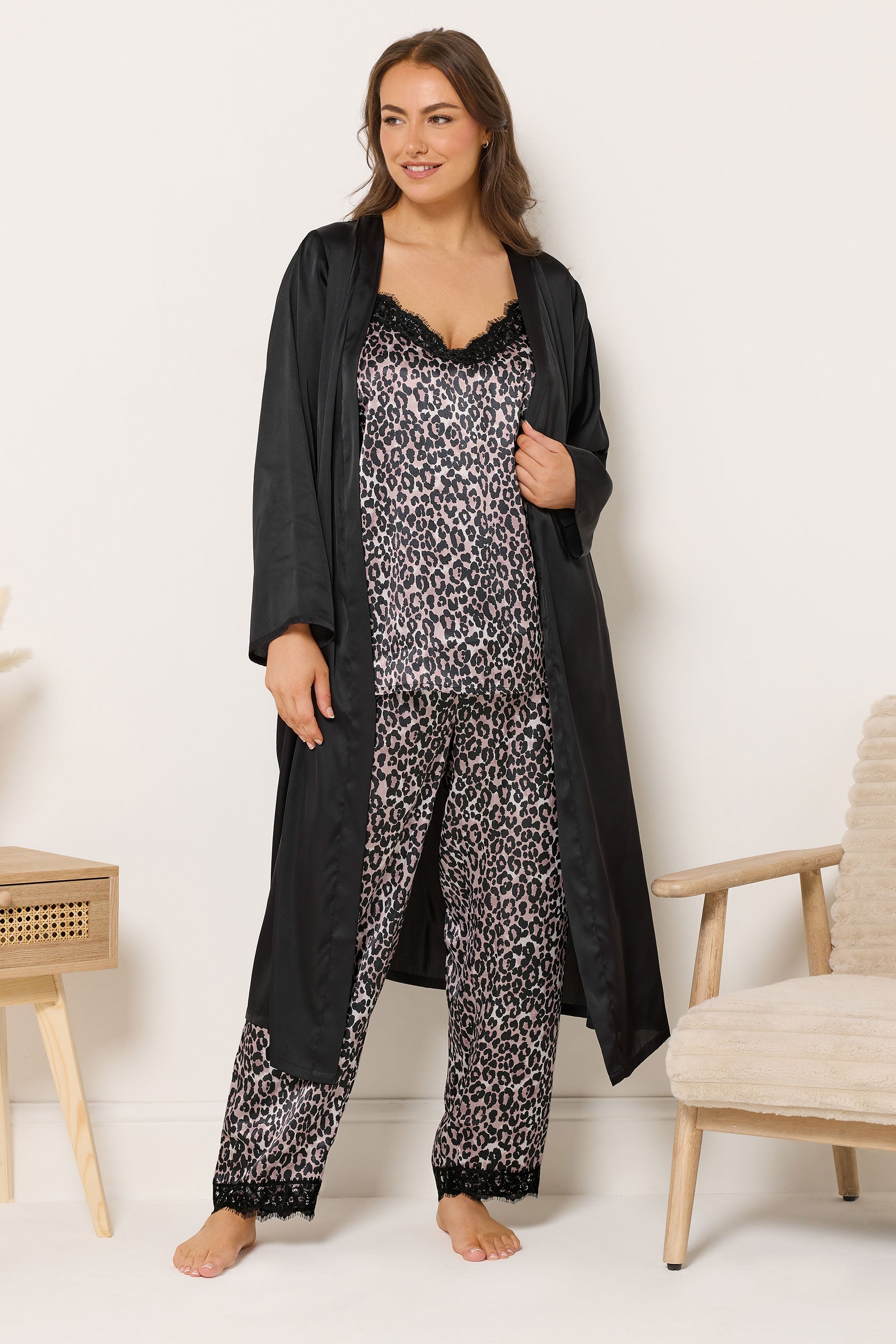 YOURS Plus Size Black Satin Robe | Yours Clothing 2