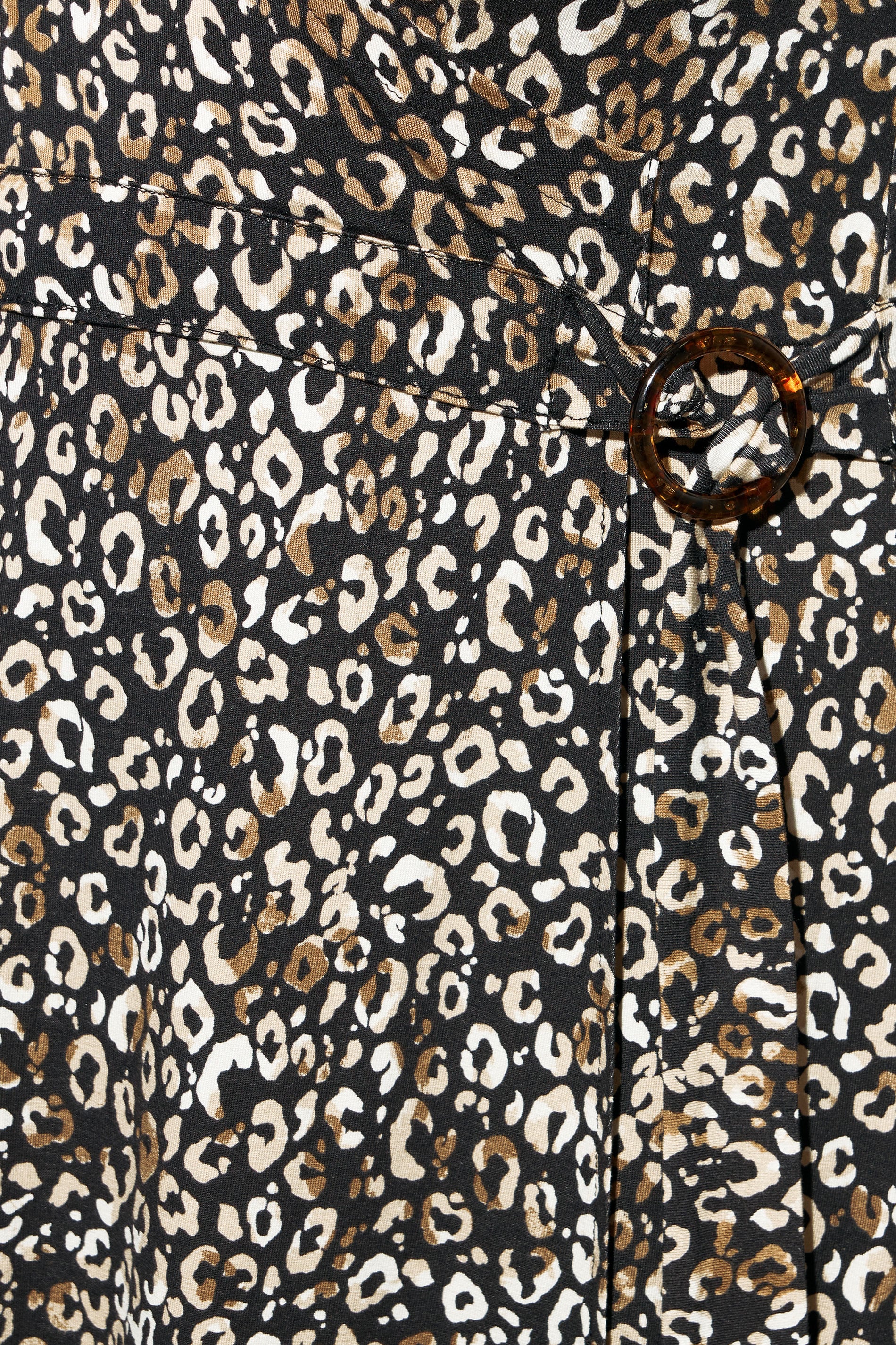 YOURS Plus Size Black Leopard Print Wrap Dress | Yours Clothing 4