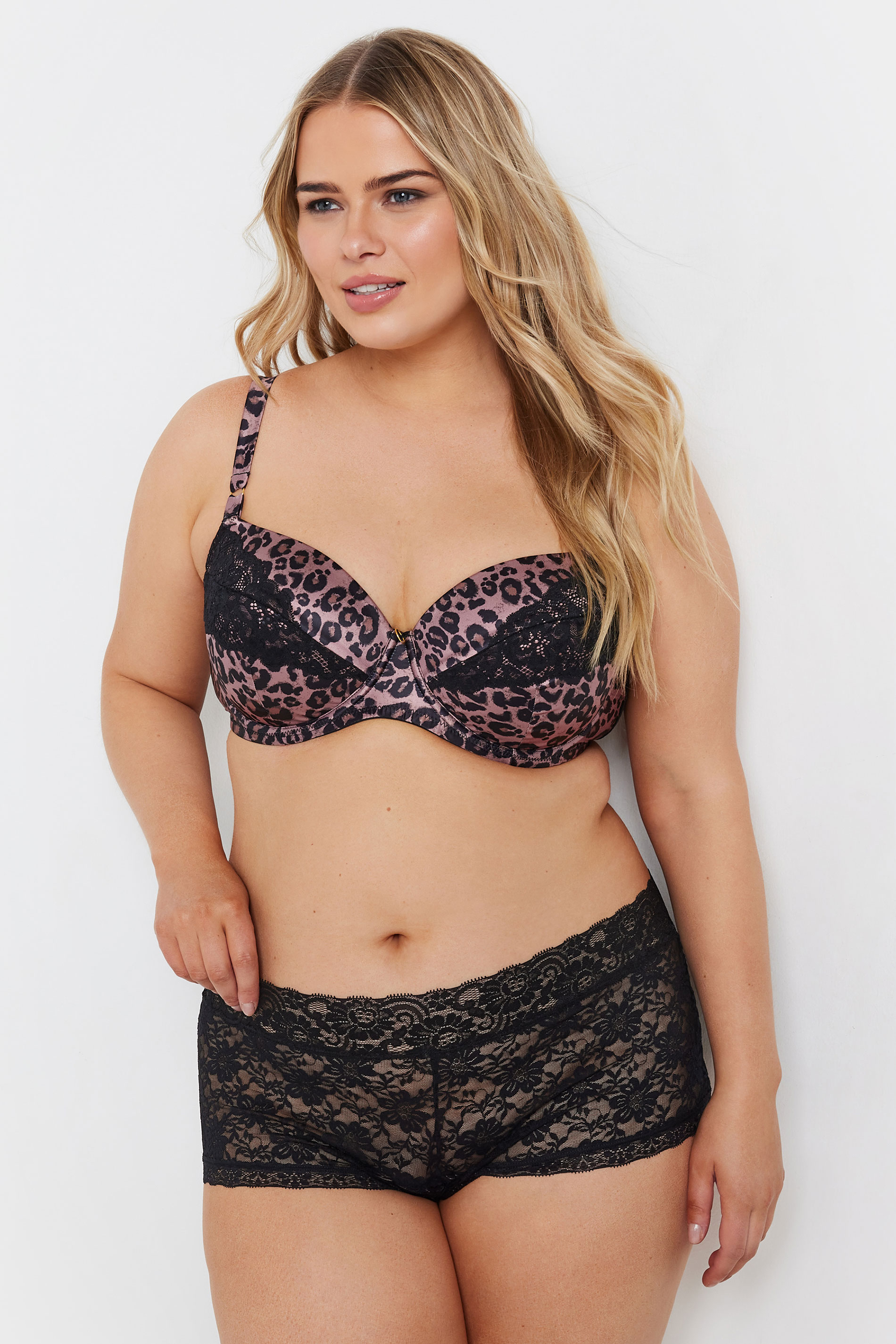 YOURS Plus Size 3 PACK Red & Black Leopard Print Lace Mid Rise Shorts | Yours Clothing 6