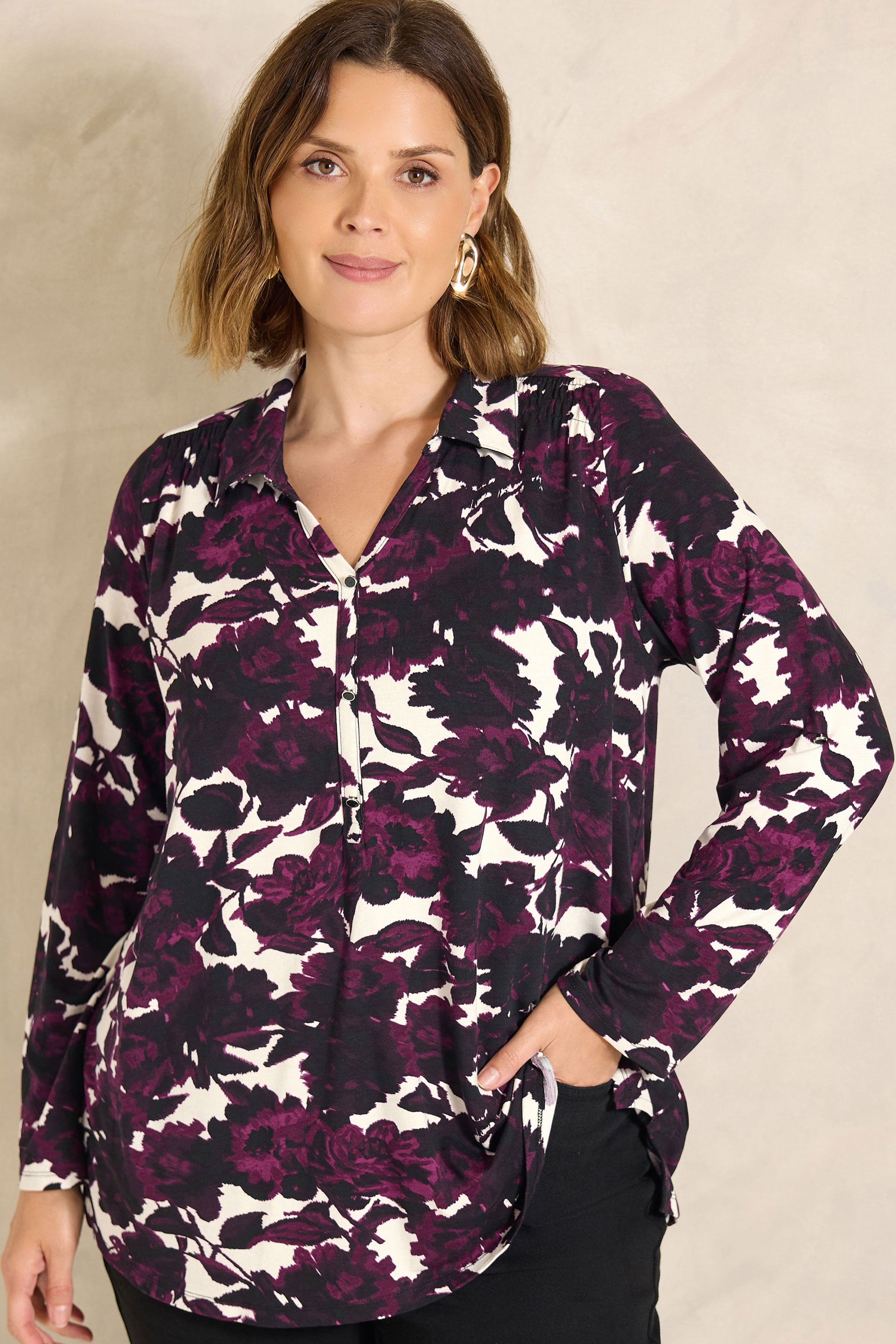 Evans Women's Purple Plus Blurred Floral Blouse Size 26-28