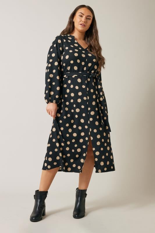 EVANS Plus Size Black Spot Print Split Front Dress | Evans 1