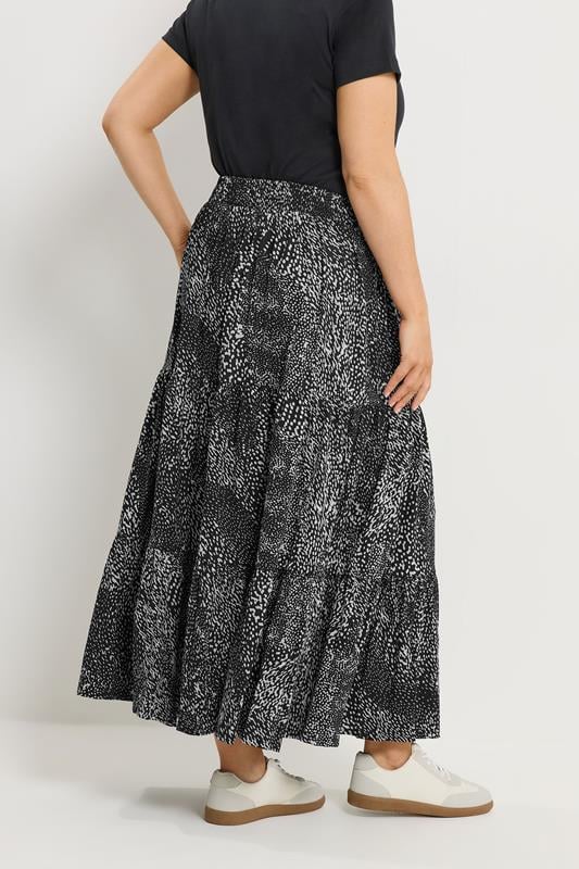 YOURS Plus Size Black Abstract Print Tiered Skirt | Yours Clothing 2