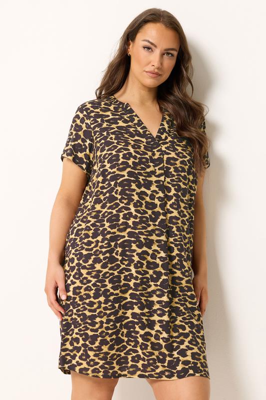  YOURS Curve Black Leopard Pleat Front Dress