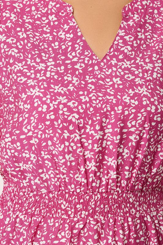 85% viscose, 15% nylon. 4