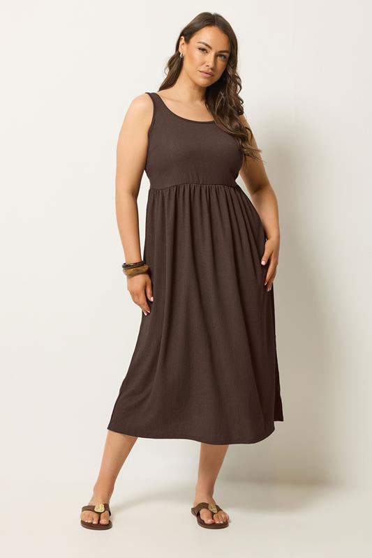 YOURS Plus Size Chocolate Brown Crinkle Midi Dress | Yours Clothing 1