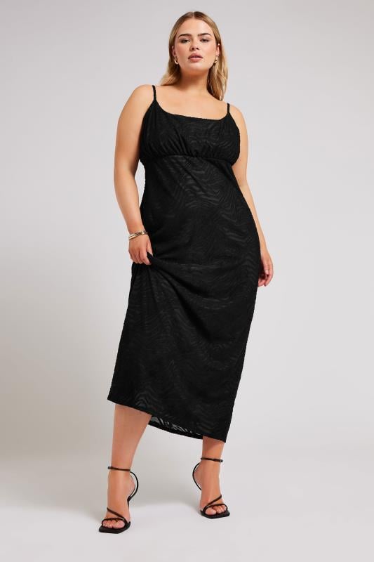 YOURS LONDON Plus Size Black Zebra Jacquard Maxi Dress | Yours Clothing 1