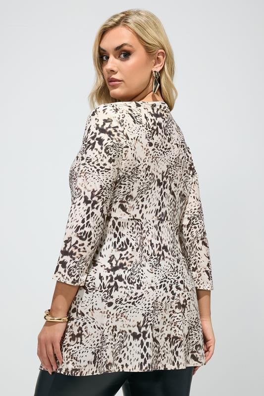 YOURS LONDON Plus Size Ivory White Animal Print Knot Front Top | Yours Clothing 2