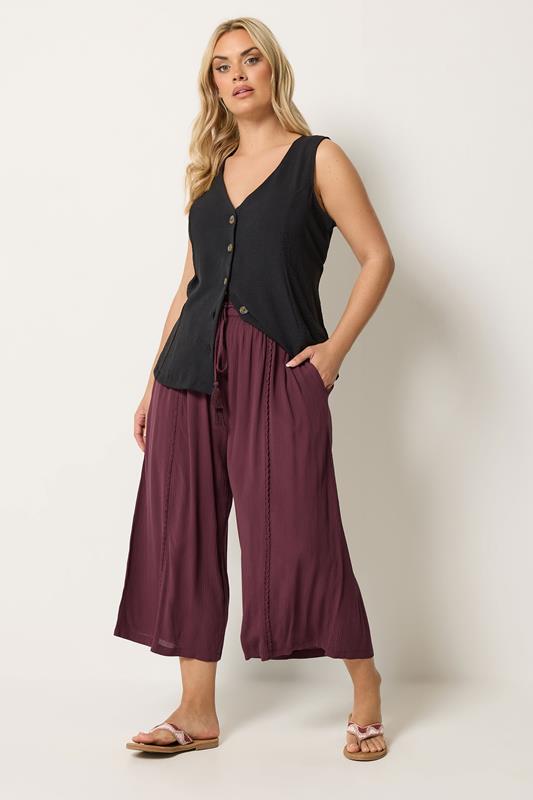 YOURS Plus Size Berry Red Scallop Crinkle Cropped Trousers | Yours Clothing 1