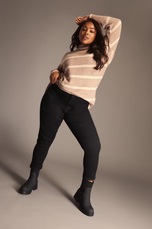 Plus Size Black Elasticated Stretch MOM Jeans | Yours Clothing 5