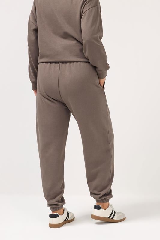YOURS Plus Size Chocolate Brown Cuffed Joggers | Yours Clothing 4