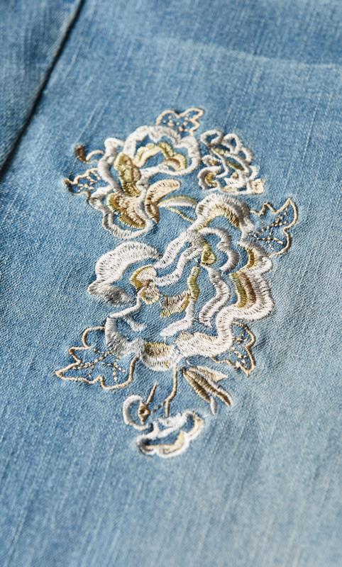 Evans Light Blue Denim Embroidered Turn Up Cropped Jeans 8