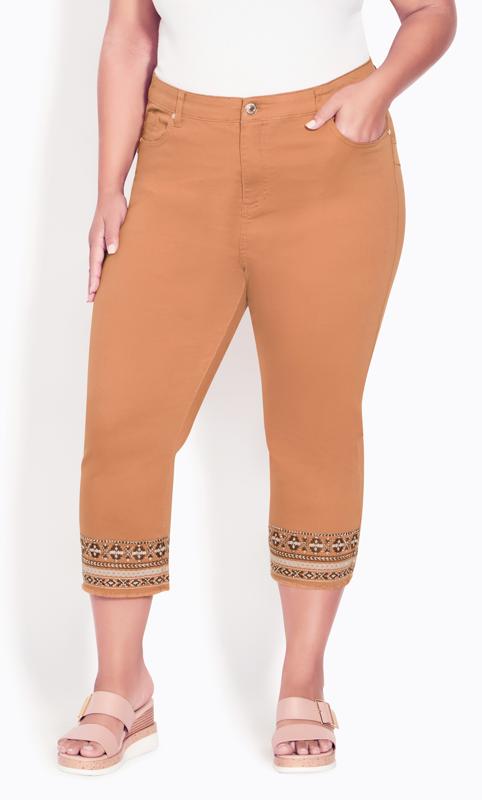 Nicola Nutmeg Embroidered Cropped Jean 2