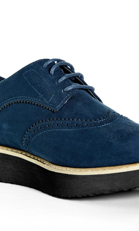 Greer Navy Brogue Wide Fit Shoes 7
