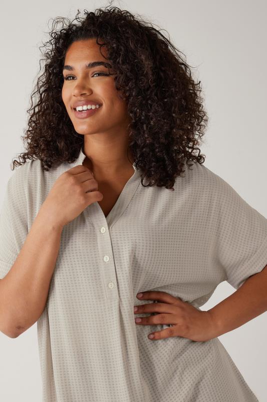 EVANS Plus Size Grey Woven Check Blouse | Evans  4