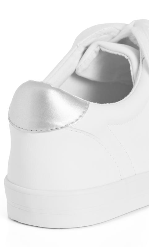 Star White Contrast Trainer 7