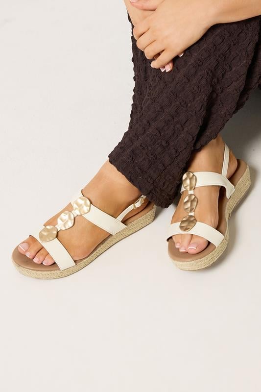  Yours White Hammered Disk Wedge Sandals In Wide E Fit