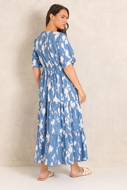 EVANS Plus Size Blue Abstract Print Tie Waist Dress | Evans 2