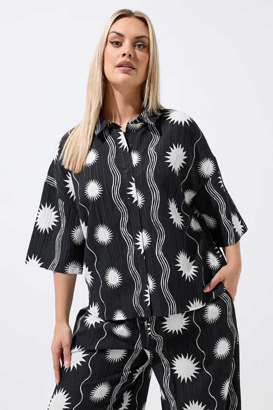 LIMITED COLLECTION Curve Black Sun Crinkle Shirt