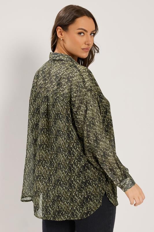 YOURS Plus Size Green Animal Print Shirt | Yours Clothing 2