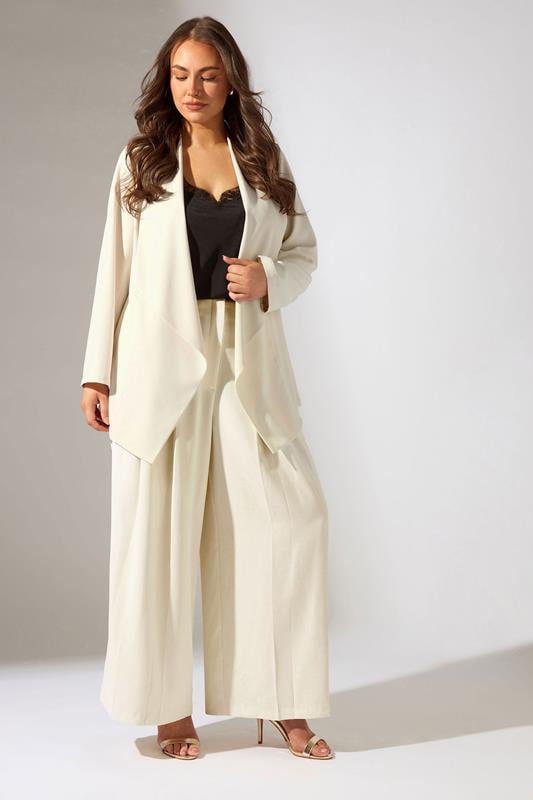 EVANS Plus Size Ivory White Occasion Waterfall Jacket | Evans 2