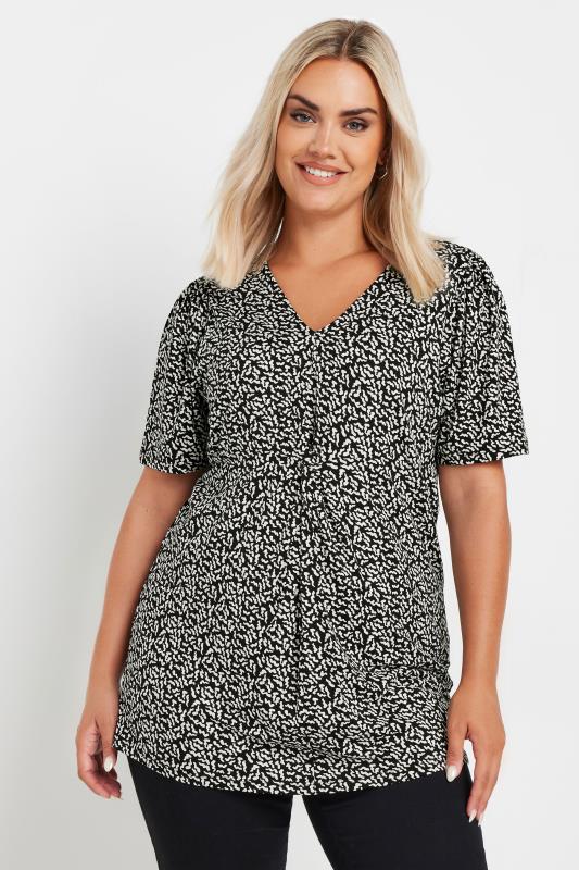 YOURS Plus Size Black & White Abstract Print Swing Top | Yours Clothing 2