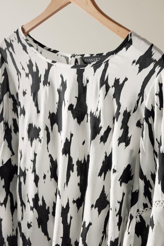 EVANS Plus Size Black & White Abstract Print Top | Evans  8