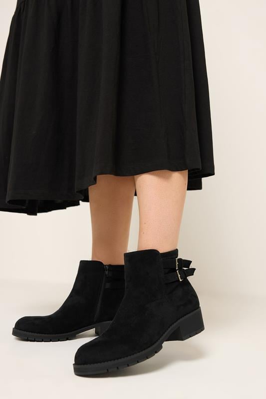 Black Double Buckle Chelsea Boots In Wide E Fit | Yours Clothing 1