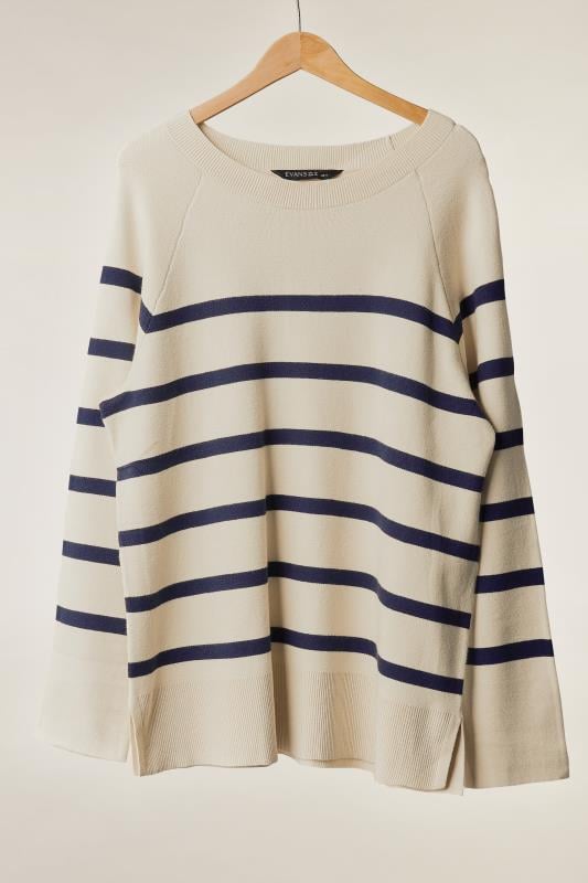 EVANS Plus Size Ivory White & Blue Striped Knitted Jumper | Evans 4