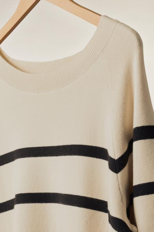 EVANS Plus Size Ivory White & Black Striped Knitted Jumper | Evans 6