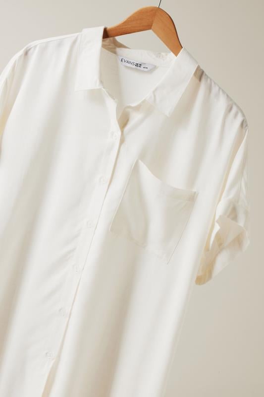 EVANS Plus Size White Dipped Hem Shirt | Evans  7