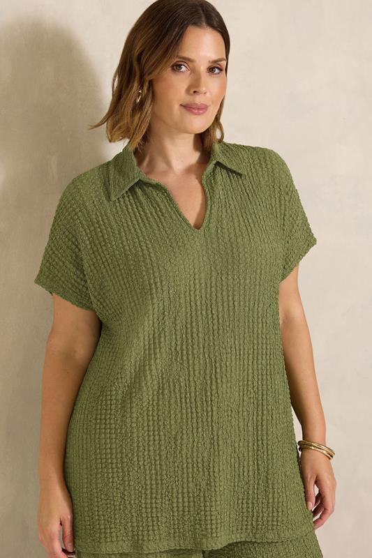  EVANS Curve Khaki Green Crinkle Short Sleeve Top