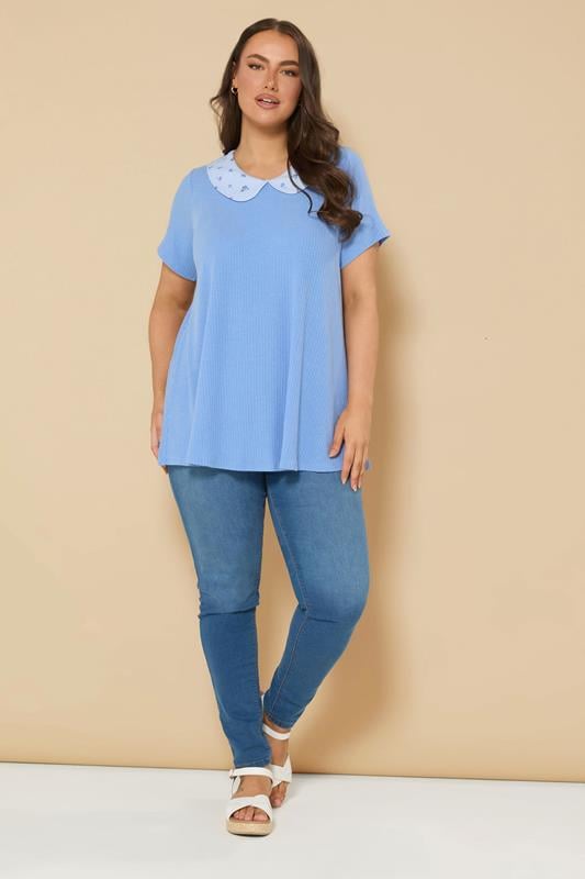 YOURS Plus Size Blue Ditsy Floral Collar Ribbed Swing Top | Yours Clothing 2
