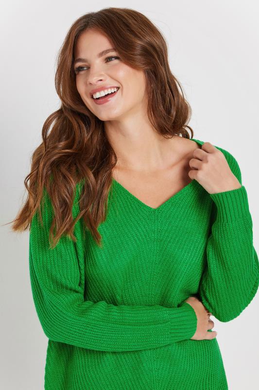 M&Co Fern Green V-Neck Knitted Jumper | M&Co 4