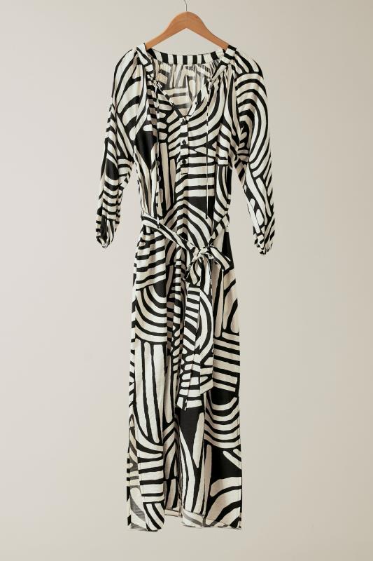 EVANS Plus Size Black & White Abstract Print Midi Dress | Evans 5