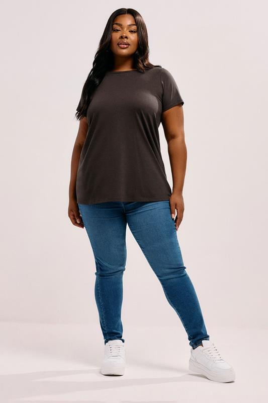 YOURS Plus Size 3 PACK Brown & Core T-Shirts | Yours Clothing 2