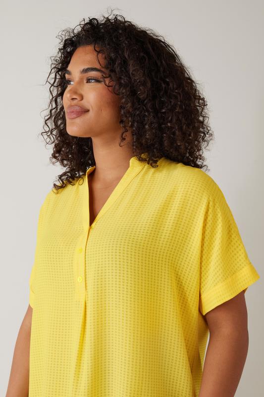 EVANS Plus Size Lemon Yellow Woven Check Blouse | Evans  4