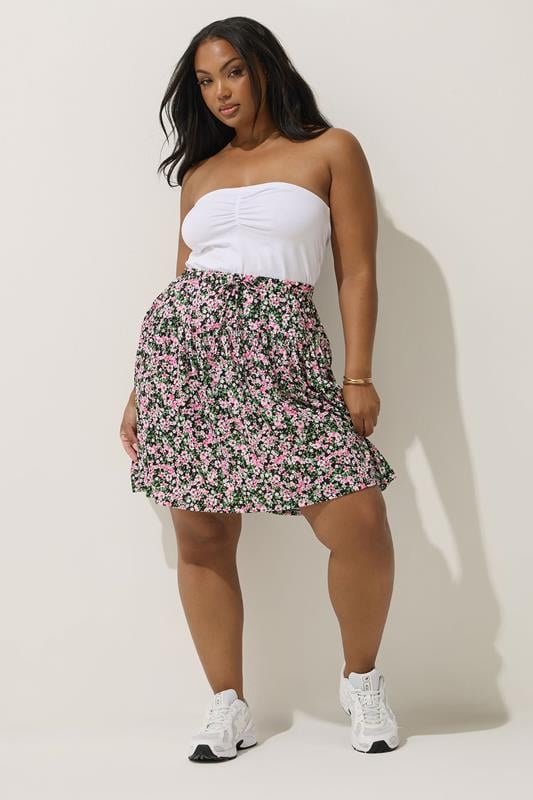 LIMITED COLLECTION Plus Size Black Floral Print Mini Skirt | Yours Clothing 2