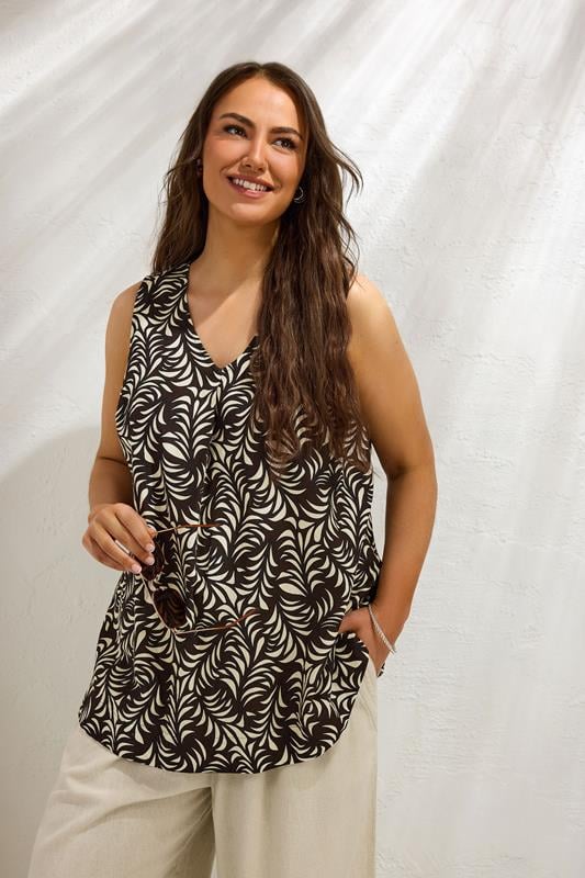  EVANS Curve Brown Leaf Print Linen Vest Top