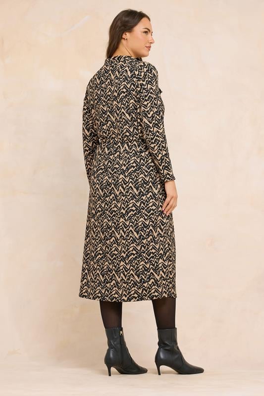EVANS Plus Size Natural Brown Abstract Print Crepe Midi Shirt Dress | Evans 2